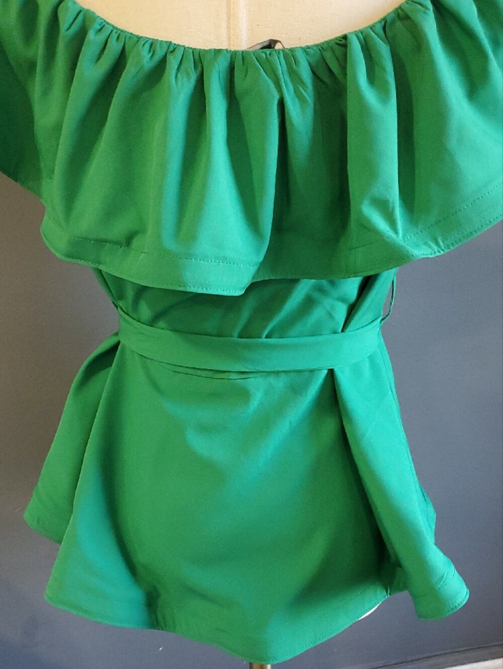 Haute Monde Emerald Green Off-Shoulder Ruffle Tie-Waist Blouse - Picture 5 of 13